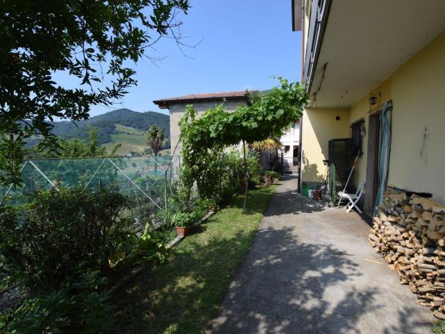Appartamento in vendita di 115 m² in Via Campi, 13
