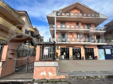 Appartamento in vendita di 115 m² in Via Capitano Alberto Bizzarri