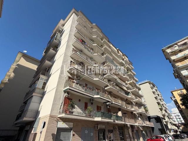 Appartamento in vendita di 115 m² in Via Caravaggio, 64