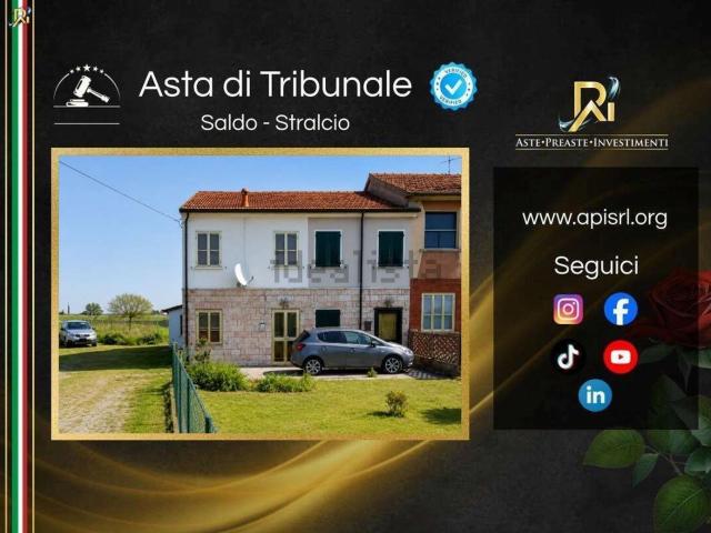Appartamento in vendita di 115 m² in Via Carlo Capozza, 32