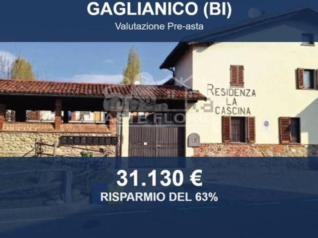 Appartamento in vendita di 115 m² in Via Carlo Felice Trossi, 144