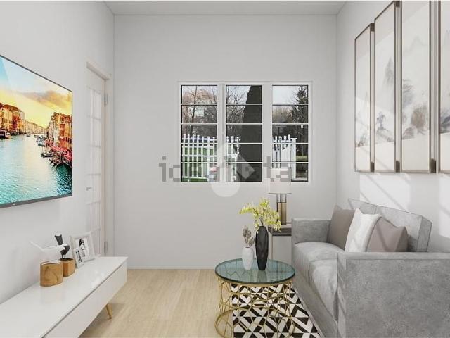 Appartamento in vendita di 115 m² in Via Carlo Felice, 3