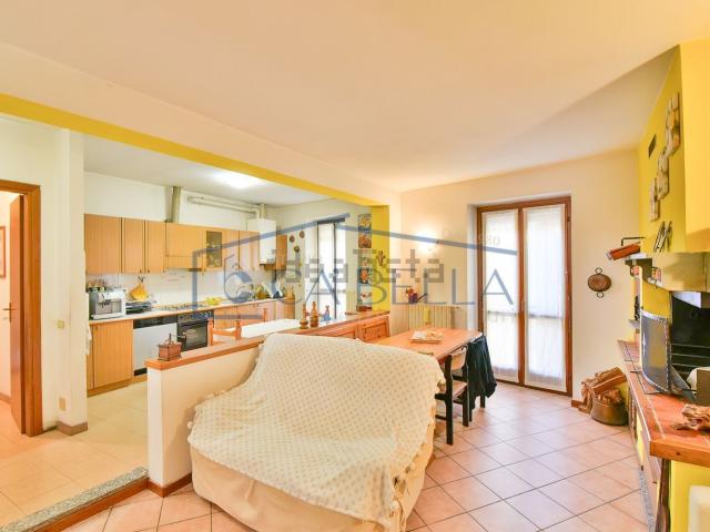 Appartamento in vendita di 115 m² in Via Carlo Moreschi, 2