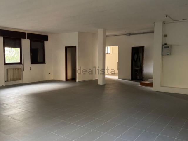 Appartamento in vendita di 115 m² in Via Castellari, 6