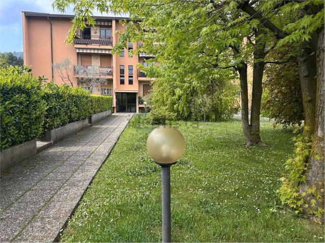 Appartamento in vendita di 115 m² in Via Cesare Cantù, 4