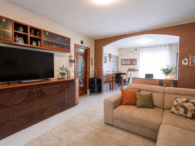Appartamento in vendita di 115 m² in Via A. Volta, 10