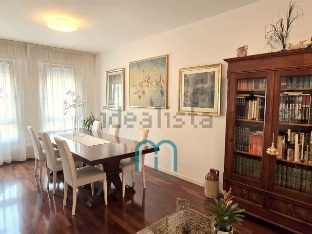 Appartamento in vendita di 115 m² in Via Antonio Gramsci