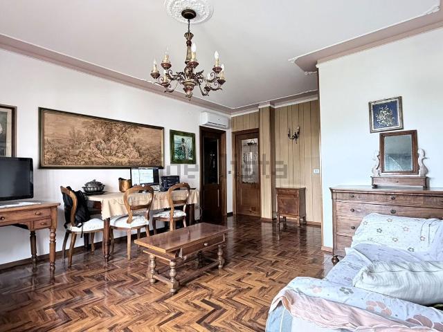 Appartamento in vendita di 115 m² in Via Antonio Parma, 13