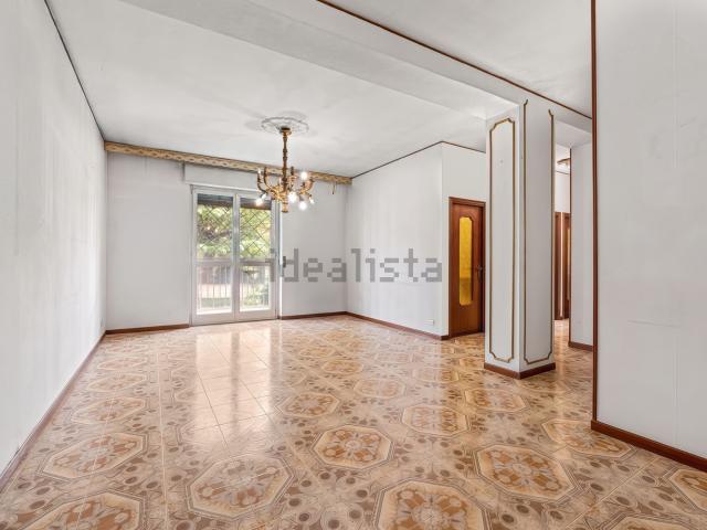 Appartamento in vendita di 115 m² in Via Abelardo Pecorini, 7