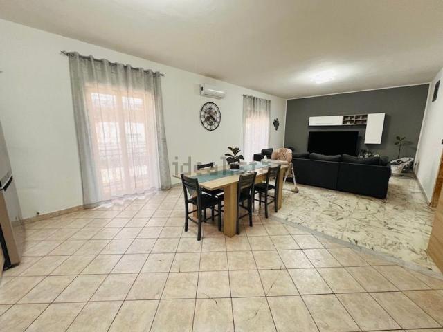 Appartamento in vendita di 115 m² in Via Agatocle
