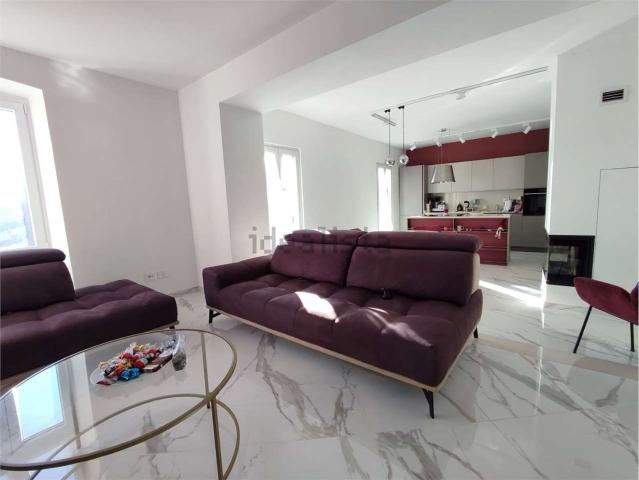 Appartamento in vendita di 115 m² in Via Alpicella, 64