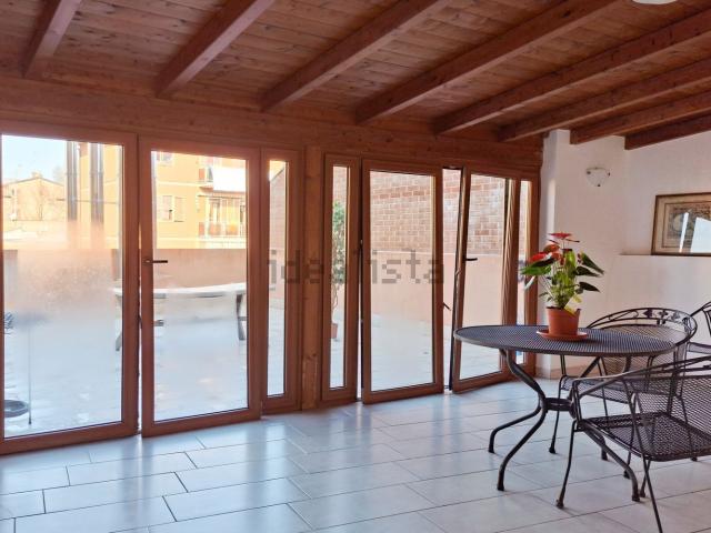 Appartamento in vendita di 115 m² in Via Bologna, 286