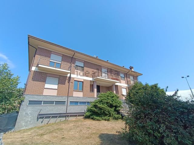 Appartamento in vendita di 115 m² in Via Borgomanero
