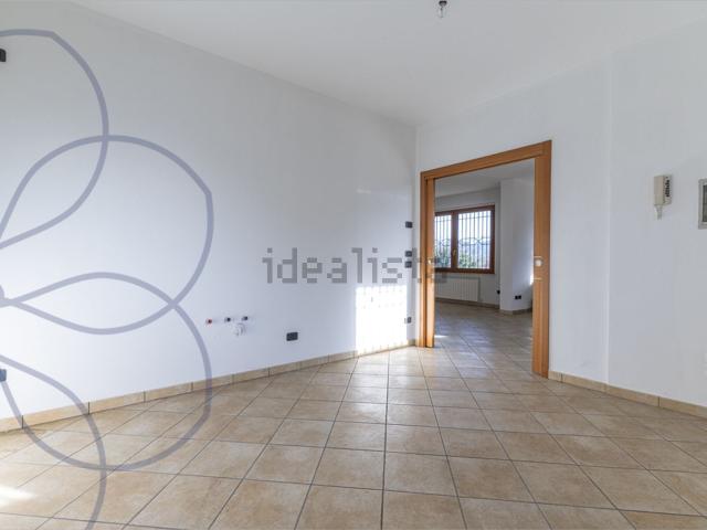 Appartamento in vendita di 115 m² in Via G. Prescillo Re, 8