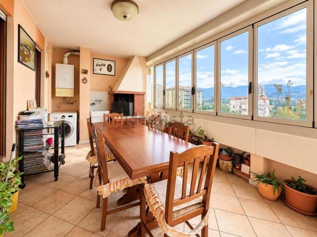 Appartamento in vendita di 115 m² in Via Gaeta, 1