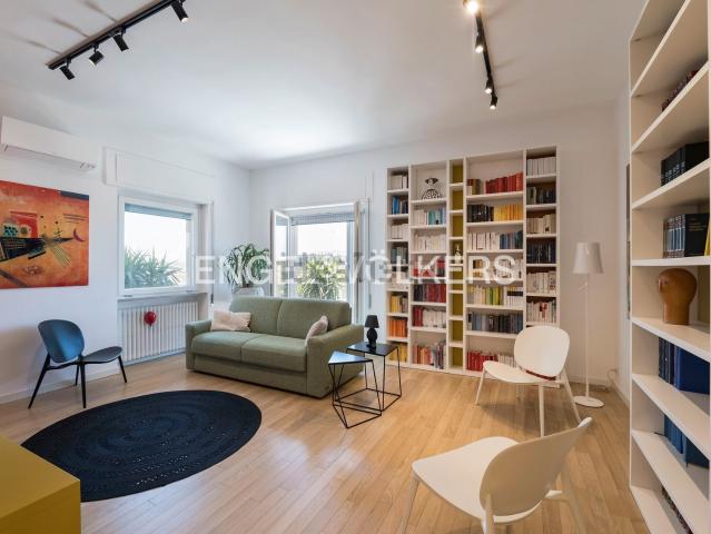 Appartamento in vendita di 115 m² in Via Giuseppe di Vittorio, 1