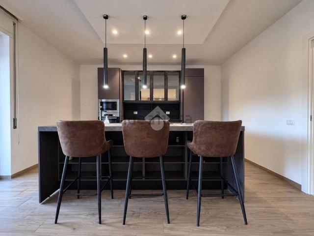 Appartamento in vendita di 115 m² in Via Giuseppe di Vittorio, 1