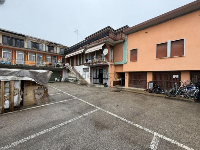 Appartamento in vendita di 115 m² in Via Giuseppe Mazzini, 40