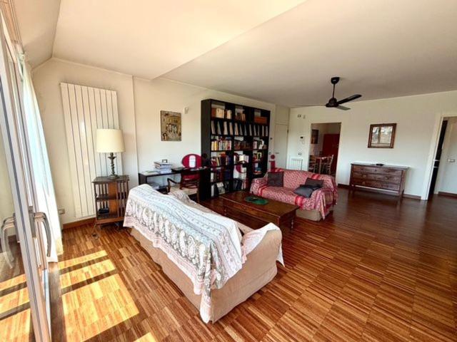 Appartamento in vendita di 115 m² in Via Giuseppe Verdi