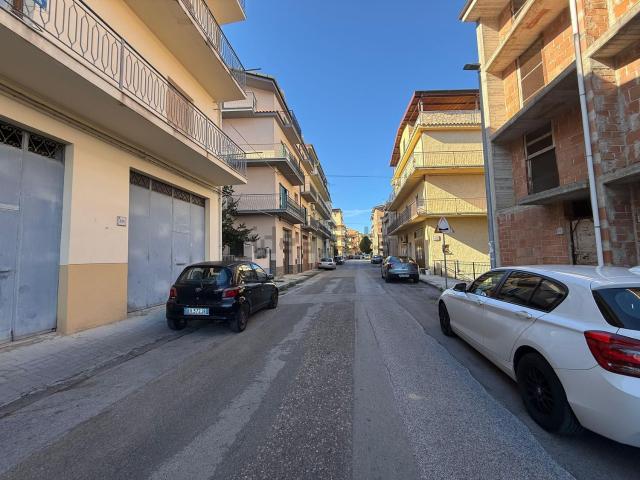 Appartamento in vendita di 115 m² in Via Giammaria Pellegrino, 110