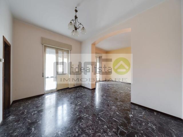 Appartamento in vendita di 115 m² in Via Giosuè Carducci, 54