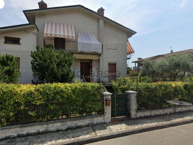 Appartamento in vendita di 115 m² in Via Giotto