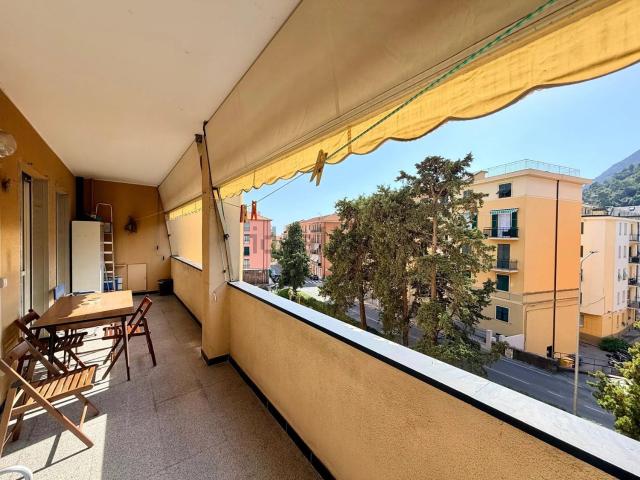 Appartamento in vendita di 115 m² in Via Giovanni Caboto, 1