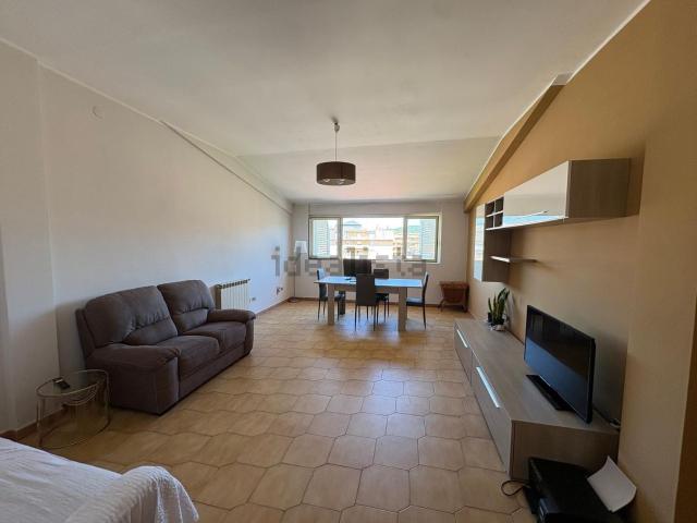 Appartamento in vendita di 115 m² in Via Giovanni Amendola