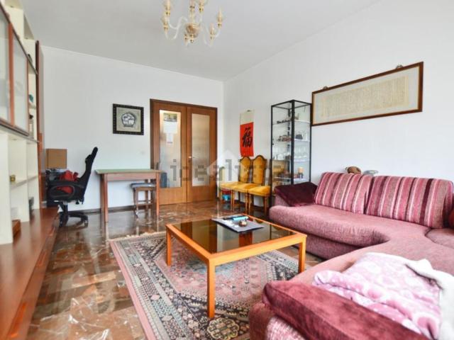 Appartamento in vendita di 115 m² in Via Guglielmo Marconi