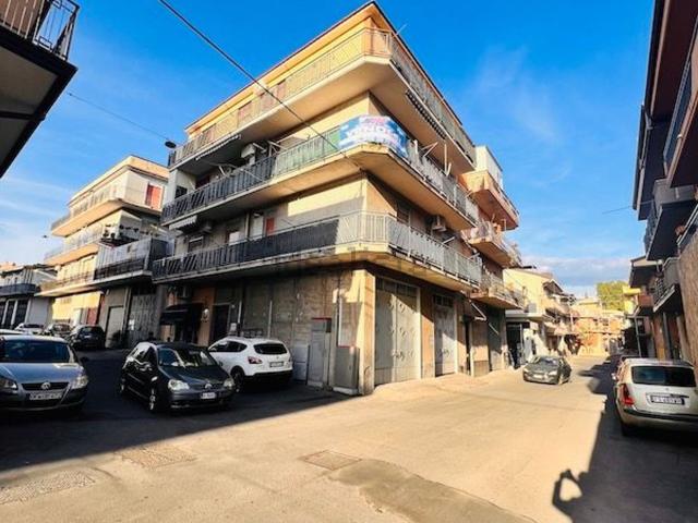 Appartamento in vendita di 115 m² in Via Guido Rossa