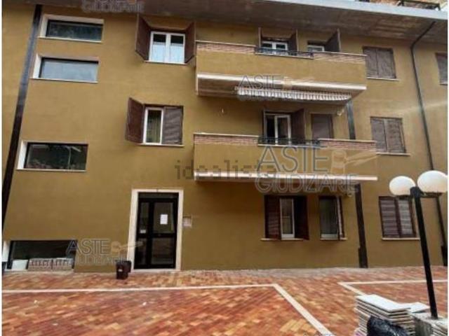 Appartamento in vendita di 115 m² in Via Don Orlando di Orio, 16