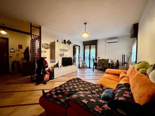 Appartamento in vendita di 115 m² in Via Don Lorenzo Milani, 12