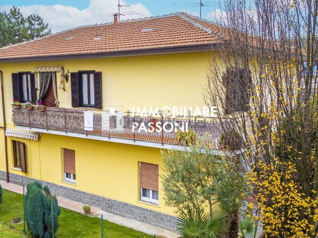 Appartamento in vendita di 115 m² in Via Daniele Crespi, 2