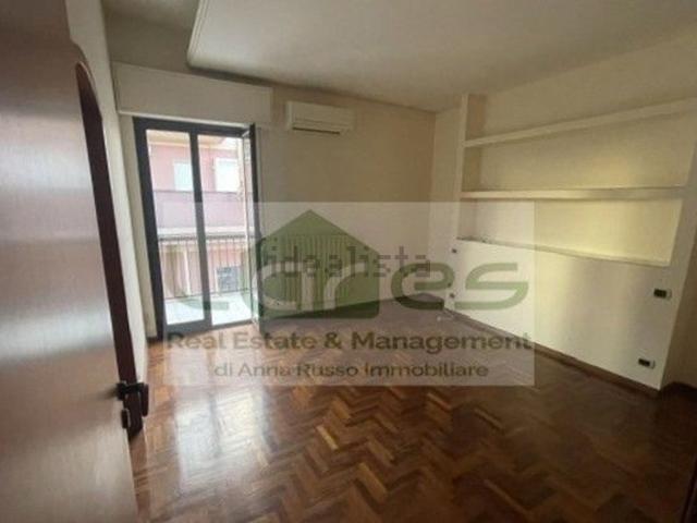 Appartamento in vendita di 115 m² in Via degli Aceri, 152