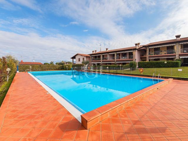 Appartamento in vendita di 115 m² in Via degli Alpini, 35