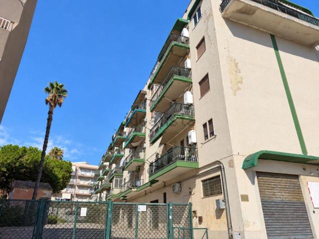Appartamento in vendita di 115 m² in Via dei Servi di Maria, 57