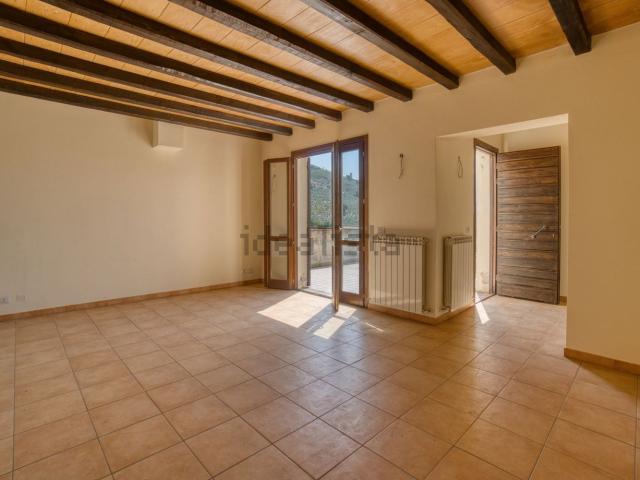 Appartamento in vendita di 115 m² in Via del Beato Ventura, 1