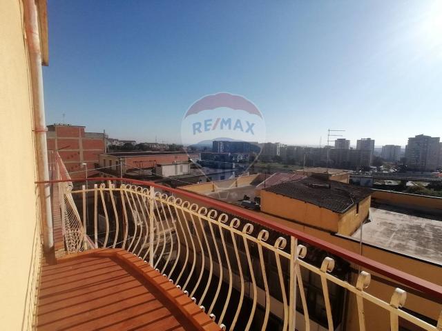 Appartamento in vendita di 115 m² in Via del Geranio, 7