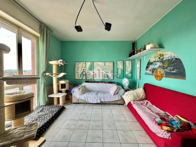 Appartamento in vendita di 115 m² in Via E. Finardi, 6