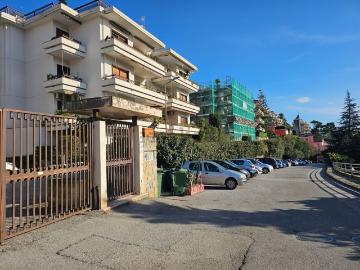 Appartamento in vendita di 115 m² in Via Enrico Bottiglieri