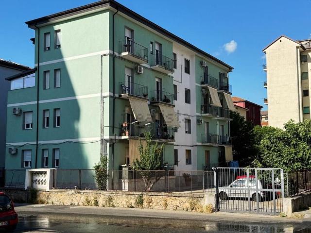 Appartamento in vendita di 115 m² in Via Eugenio Martorelli