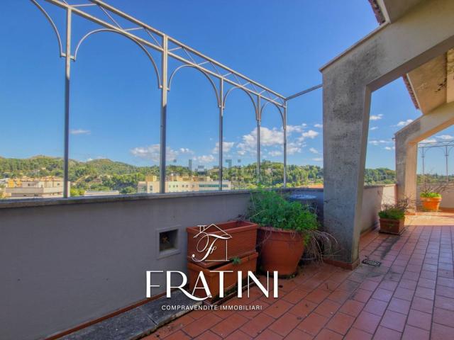 Appartamento in vendita di 115 m² in Via F. Kennedy John, 22