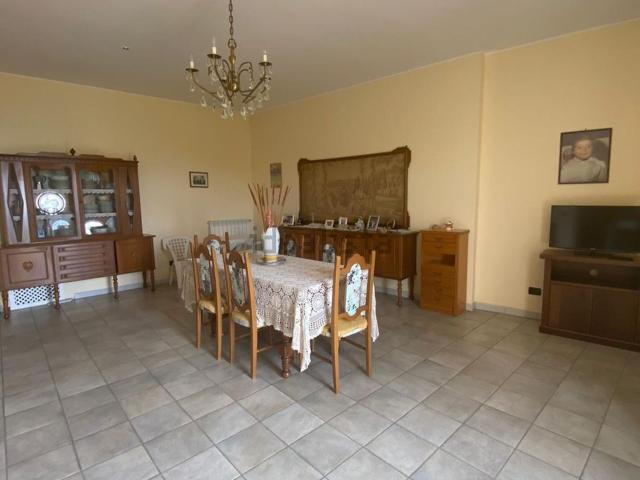 Appartamento in vendita di 115 m² in Via Francesco Eusepio