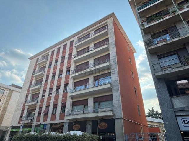 Appartamento in vendita di 115 m² in Via Fratelli D&apos Italia