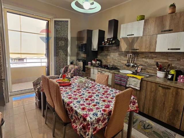 Appartamento in vendita di 115 m² in Via Ippolito Nievo, 5