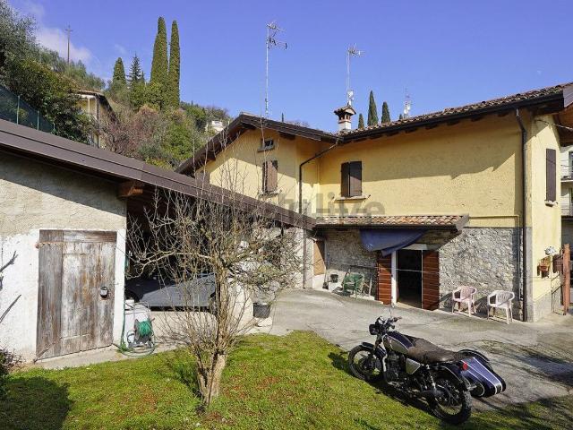 Appartamento in vendita di 115 m² in Via Oleificio