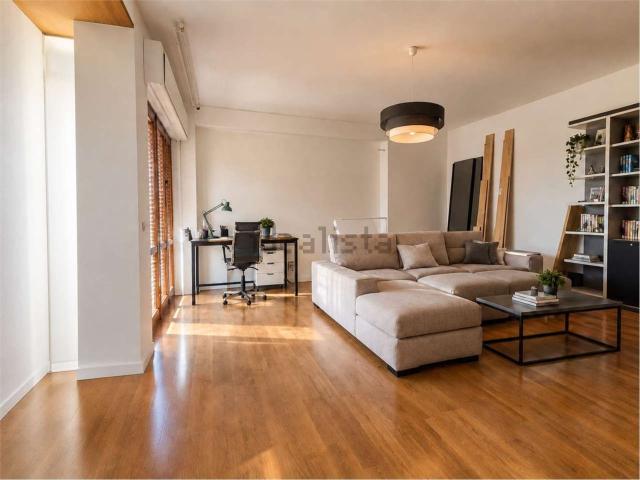 Appartamento in vendita di 115 m² in Via Loreto, 16