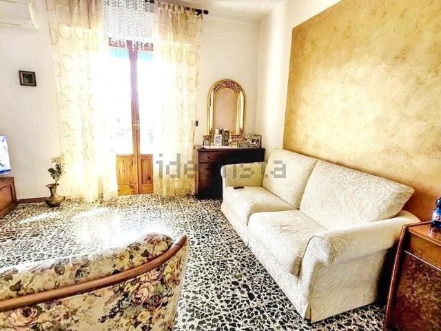 Appartamento in vendita di 115 m² in Via Lauretana