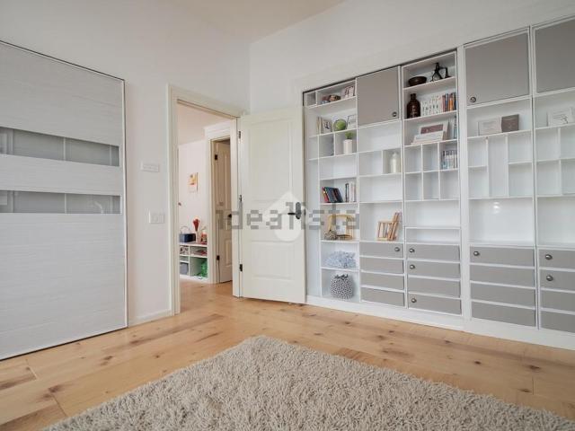 Appartamento in vendita di 115 m² in Via Lago del Fusaro, 2