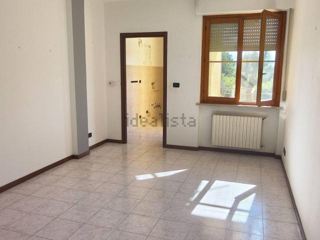 Appartamento in vendita di 115 m² in Via Langhe